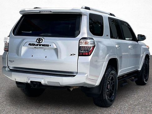 Used 2019 Toyota 4Runner SR5 Premium RWD image 5