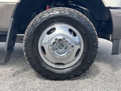 Used 2017 Ford F350 King Ranch w/ King Ranch Ultimate Package AWD/4WD image 41