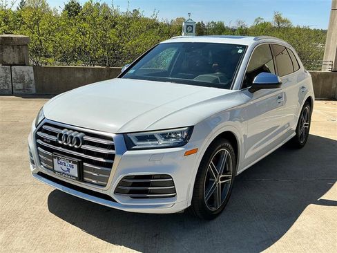 Used 2019 Audi SQ5 Premium Plus AWD/4WD image 10
