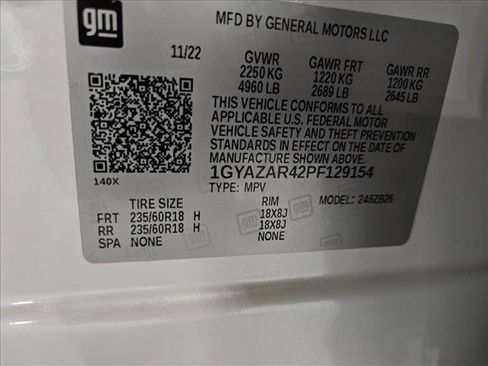 Used 2023 Cadillac XT4 Luxury w/ Cold Weather Package FWD image 24