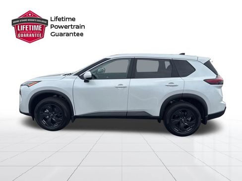 New 2026 Nissan Rogue SV FWD image 8
