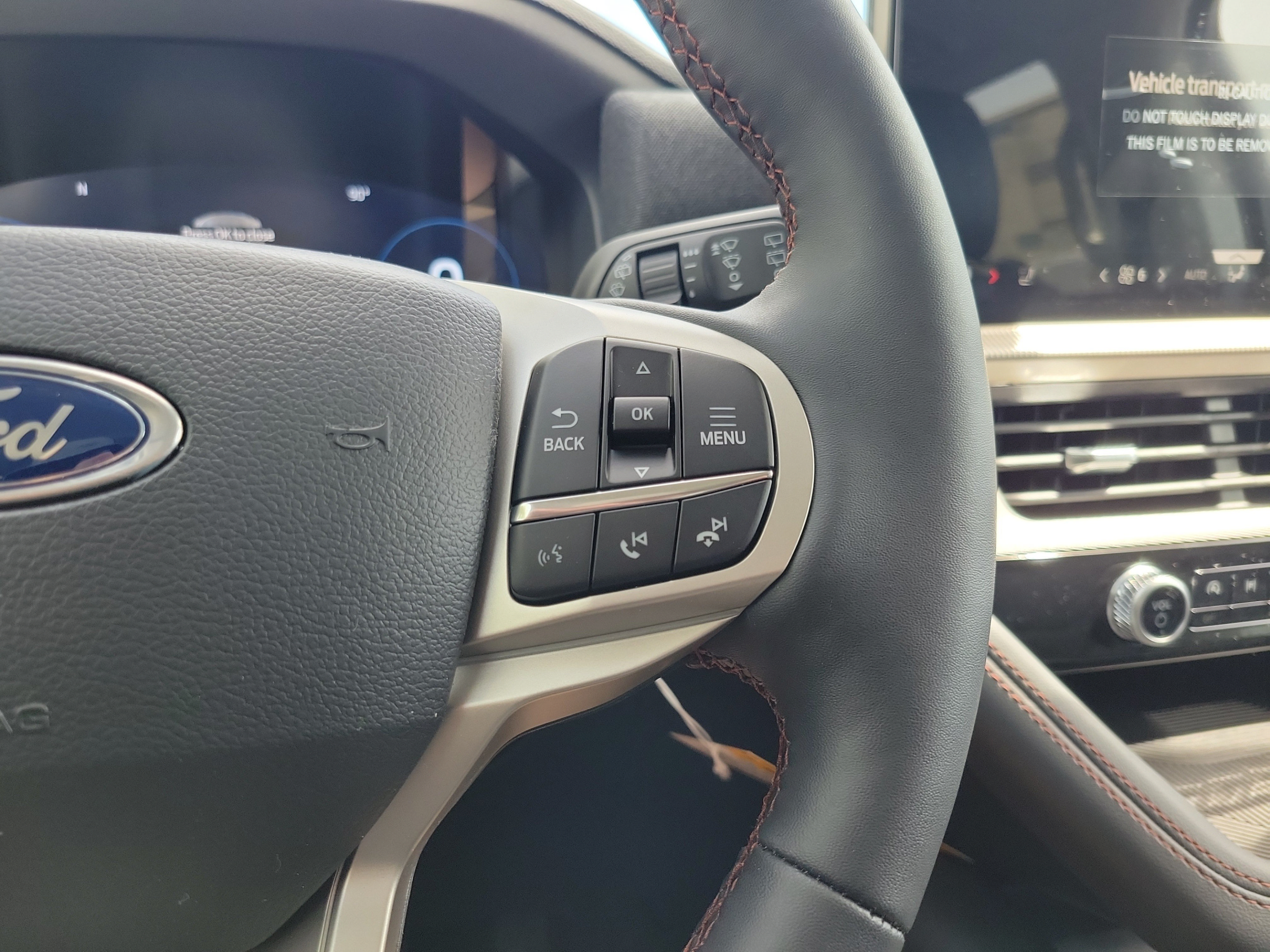 New 2026 Ford Explorer Active w/ Active Comfort Package RWD image 18