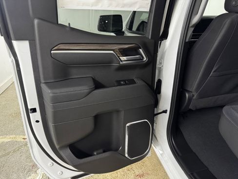 New 2026 Chevrolet Silverado 1500 LT image 38