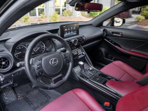 Used 2024 Lexus IS 300 F Sport RWD image 22