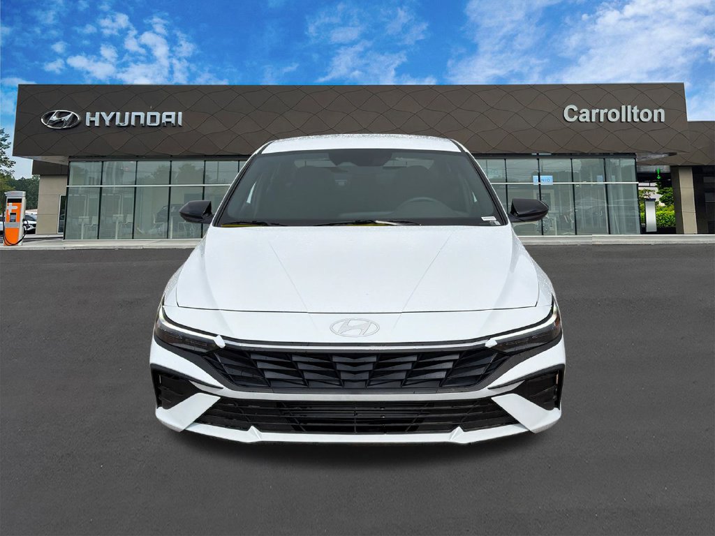 Used 2026 Hyundai Elantra Sport w/ Cargo Package FWD image 2