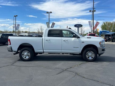 Used 2022 RAM 2500 Big Horn w/ Cold Weather Group AWD/4WD image 9