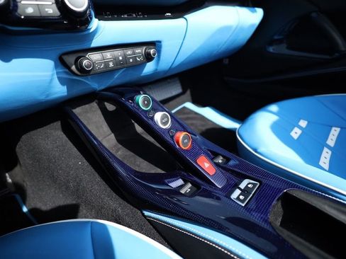 Used 2023 Ferrari 812 GTS RWD image 7