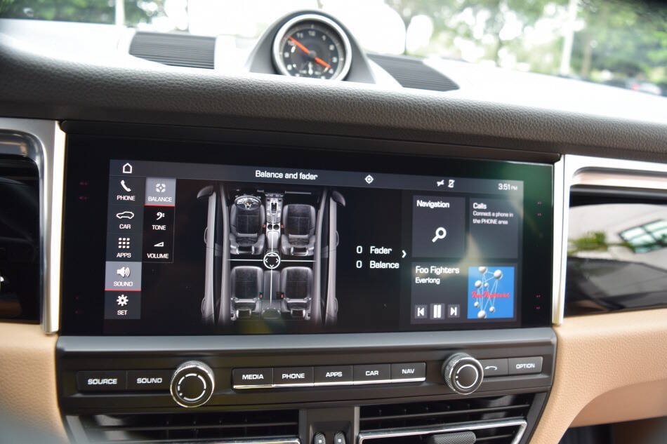 Used 2019 Porsche Macan AWD/4WD image 66