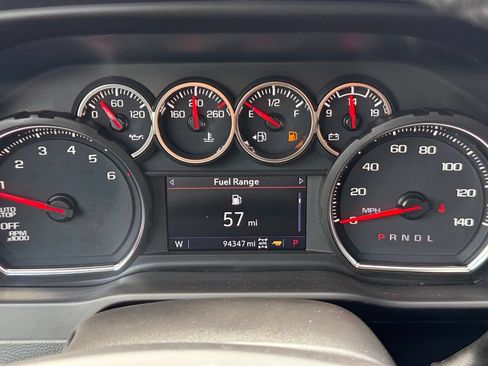 Used 2021 Chevrolet Silverado 1500 RST AWD/4WD image 12