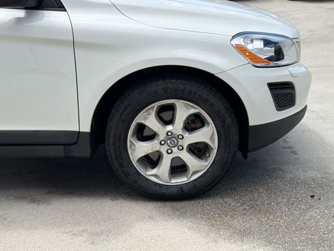Used 2013 Volvo XC60 3.2 FWD image 12