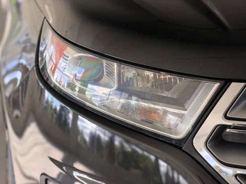 Used 2015 Ford Edge SEL w/ Equipment Group 201A FWD image 10
