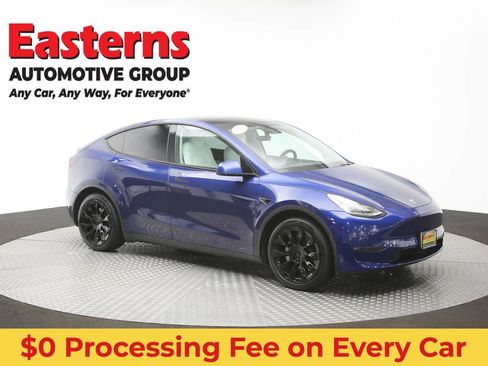 Used 2021 Tesla Model Y Long Range AWD/4WD image 43