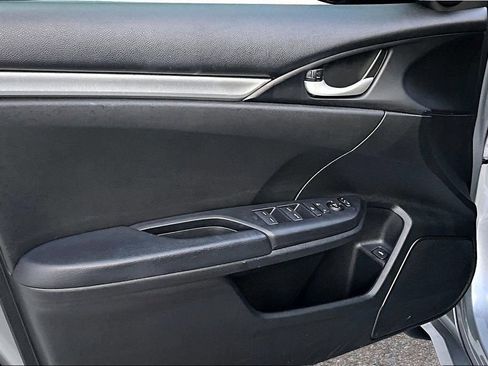 Used 2021 Honda Civic Sport image 18