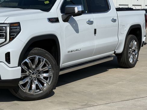 New 2026 GMC Sierra 1500 Denali w/ Denali Reserve Package image 11