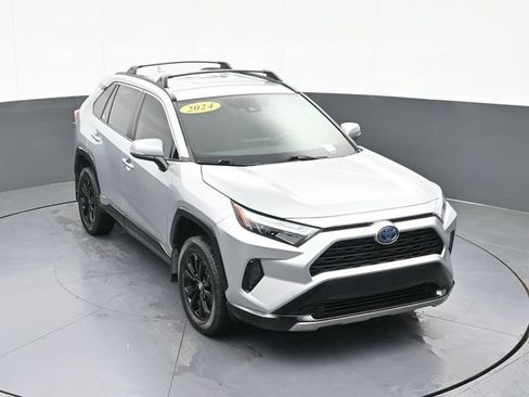 Used 2024 Toyota RAV4 SE AWD/4WD image 63