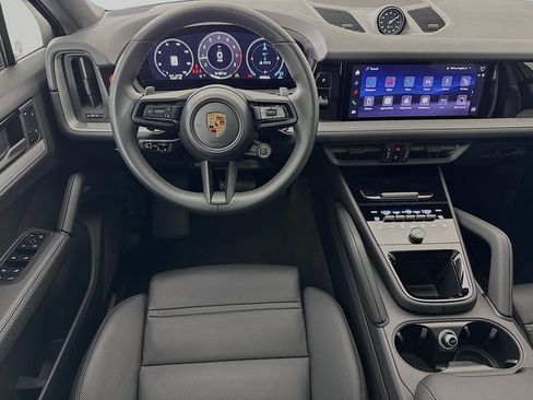Certified 2026 Porsche Cayenne Coupe AWD/4WD image 25