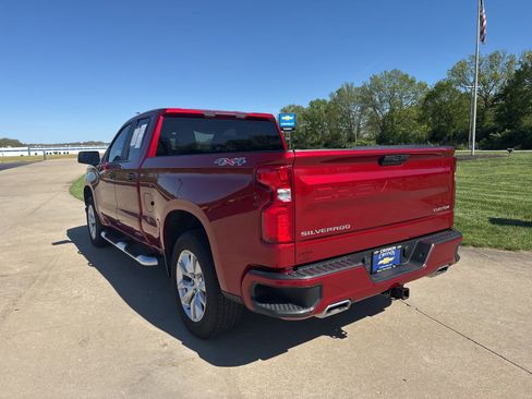 Used 2021 Chevrolet Silverado 1500 Custom AWD/4WD image 7