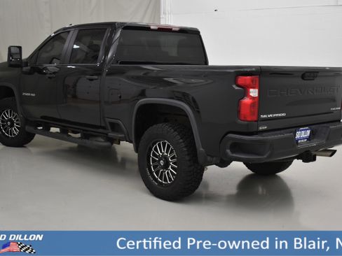 Used 2024 Chevrolet Silverado 2500 Custom w/ Custom Value Package image 13