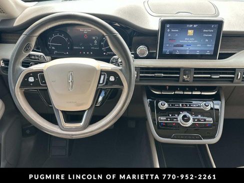 Used 2020 Lincoln Corsair Reserve w/ Appearance Package FWD image 23