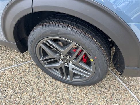 New 2026 Ford Explorer ST w/ Sun And Sound Package image 13