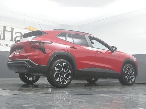 New 2026 Chevrolet Trax RS w/ Sunroof Package FWD image 11