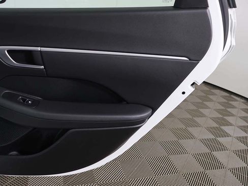 Certified 2025 Hyundai Sonata SEL FWD image 22