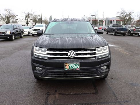Used 2019 Volkswagen Atlas SE image 2