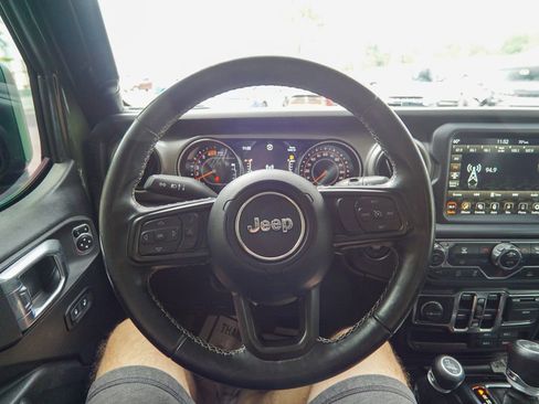 Used 2021 Jeep Wrangler Unlimited Sport AWD/4WD image 18