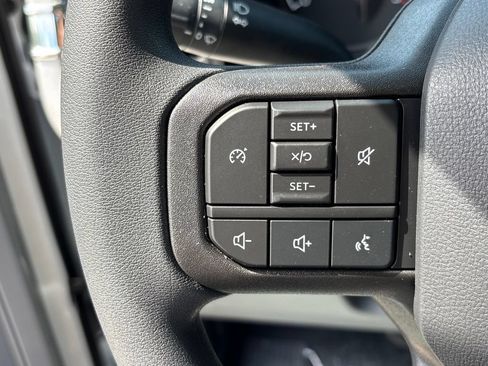 New 2026 Ford F350 XLT w/ FX4 Off-Road Package AWD/4WD image 17