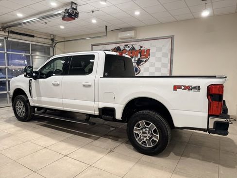Used 2024 Ford F350 Lariat w/ FX4 Off-Road Package image 10