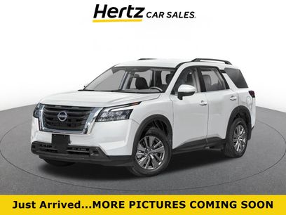 Used 2025 Nissan Pathfinder SV