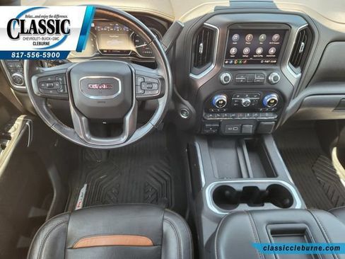 Used 2020 GMC Sierra 1500 AT4 w/ AT4 Premium Package AWD/4WD image 3