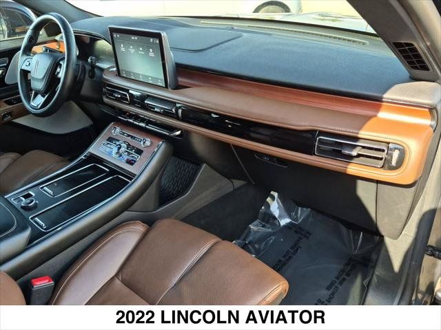 Certified 2022 Lincoln Aviator Grand Touring w/ Equipment Group 301A AWD/4WD image 26