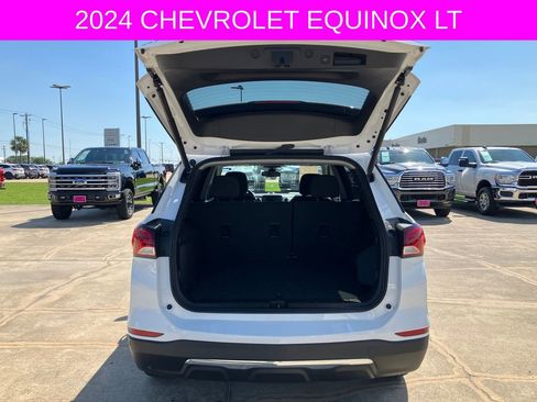 Used 2024 Chevrolet Equinox LT AWD/4WD image 18
