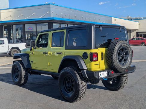 Used 2023 Jeep Wrangler Unlimited w/ Convenience Group AWD/4WD image 7