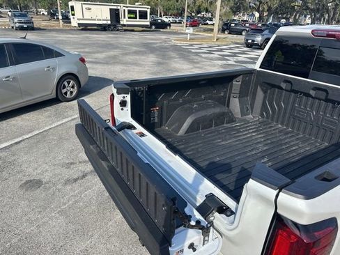 Used 2025 GMC Sierra 1500 Denali image 71