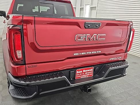 Used 2024 GMC Sierra 1500 AT4X image 7