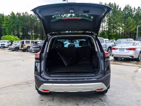 Used 2023 Nissan Rogue Platinum w/ Platinum Premium Package FWD image 8