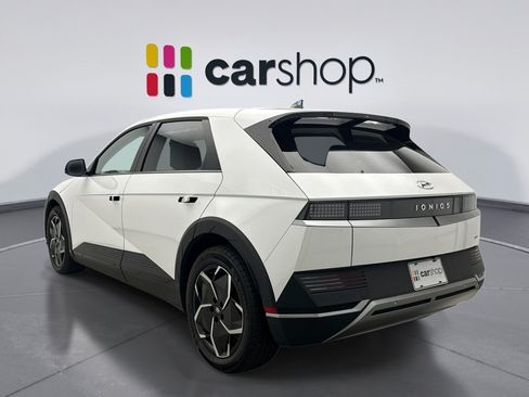 Used 2024 Hyundai Ioniq 5 SEL AWD/4WD image 3