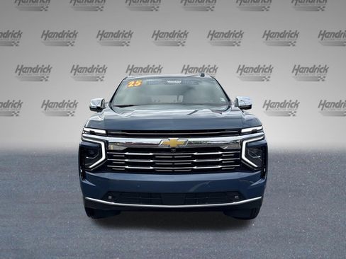 Used 2025 Chevrolet Tahoe Premier AWD/4WD image 3