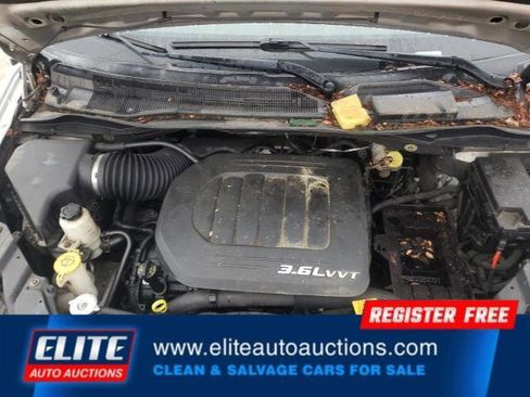 Used 2012 Chrysler Town & Country Touring w/ Entertainment Group #1 image 23