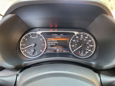 Used 2024 Nissan Sentra SV FWD image 24