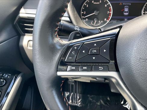 Used 2023 Nissan Altima 2.5 SR FWD image 23
