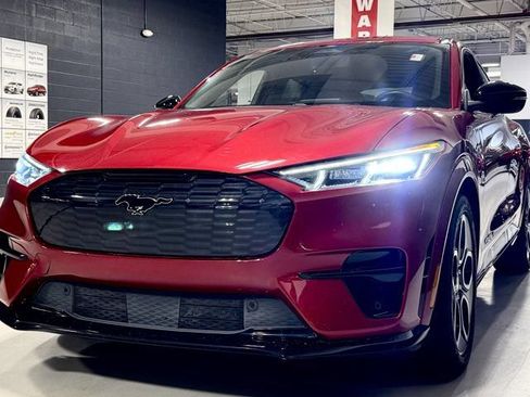 Used 2021 Ford Mustang Mach-E GT AWD/4WD image 23