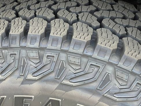 Used 2026 Ford Bronco Badlands AWD/4WD image 7
