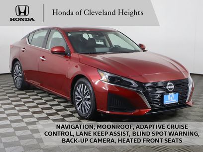 Used 2023 Nissan Altima 2.5 SV w/ SV Premium Package
