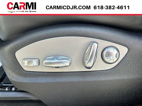 Used 2020 Porsche Macan S AWD/4WD image 10