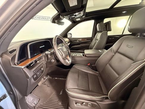 Used 2021 Cadillac Escalade Premium Luxury w/ Driver Assist Tech Package AWD/4WD image 22