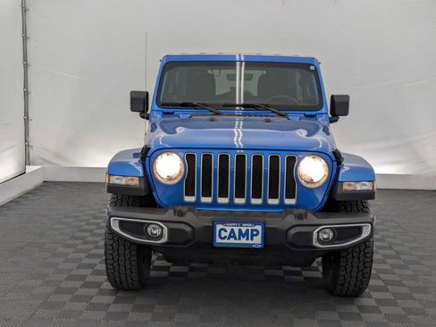 Used 2023 Jeep Wrangler Unlimited Sahara AWD/4WD image 9
