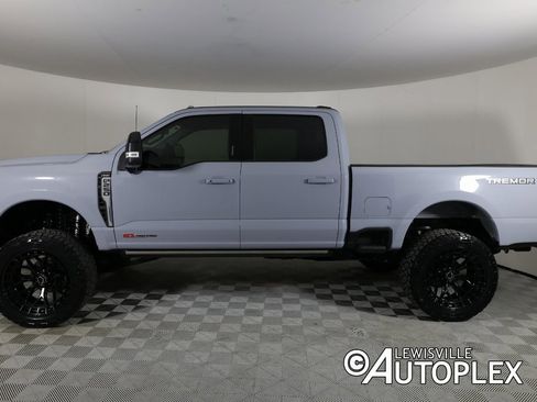 Used 2026 Ford F250 Lariat w/ Tremor Off-Road Package image 9